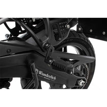 Abaissement de repose-pieds passager Wunderlich pour Pan America 1250. Blackpines.fr