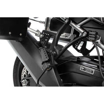 Abaissement de repose-pieds passager Wunderlich pour Pan America 1250. Blackpines.fr