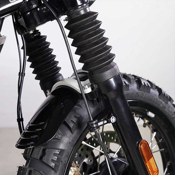 Mini garde boue avant noir Bonvent Motorbikes. Blackpines.fr