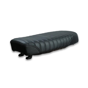 Selle scrambler Classic noire pour Royal Enfield Bonvent Motorbikes. Blackpines.fr