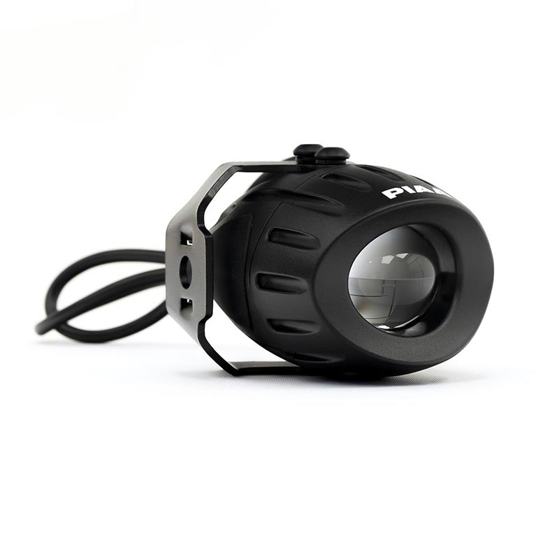 Kit de feux additionnels PIAA 220R LED. Blackpines.fr