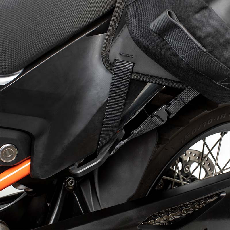 Harnais de selle Kriega kosba-b pour fixer sacoches OS sur KTM 790 et 890 Adventure.