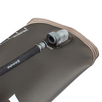 Poche à eau moto Kriega Hydrapak connextion plug-n-play.
