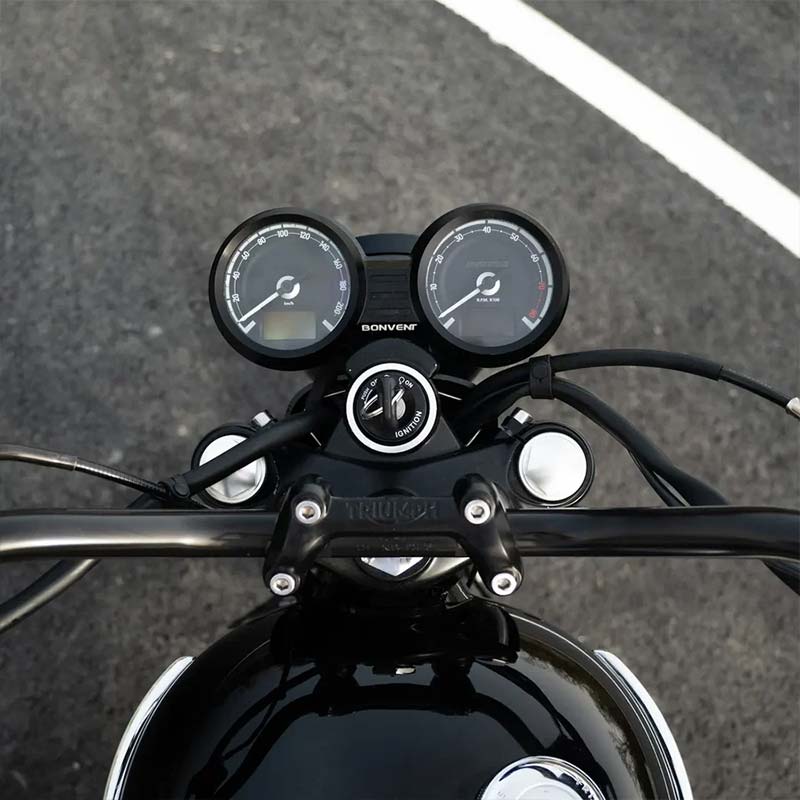 Mini boîtier compteur alu CNC Bonvent Motorbikes pour Triumph.