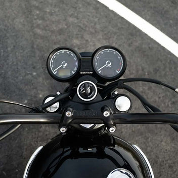 Mini boîtier compteur alu CNC Bonvent Motorbikes pour Triumph.