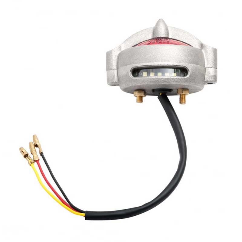 Feu arriere LED homologue BEL AIR shot blast Motone Customs. Blackpines.fr