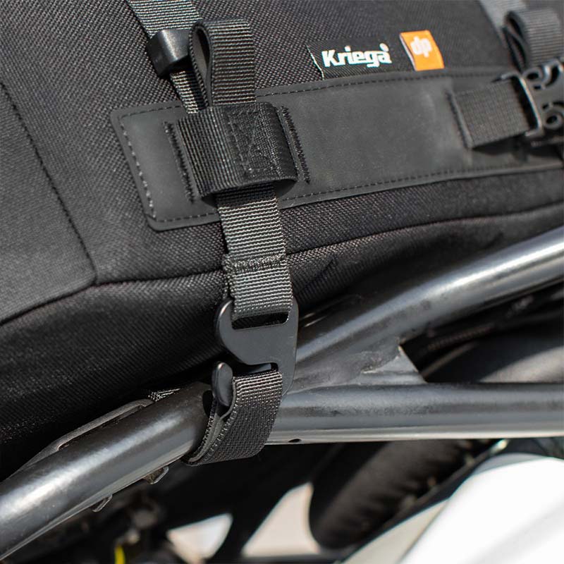 Sacoche moto souple étanche 12 litres Kriega Overland OS12, fixations.