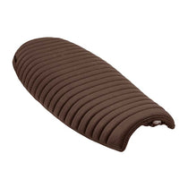 Selle fine tobacco moto The Krait Motone Custom pour Triumph Bonneville. Blackpines.fr