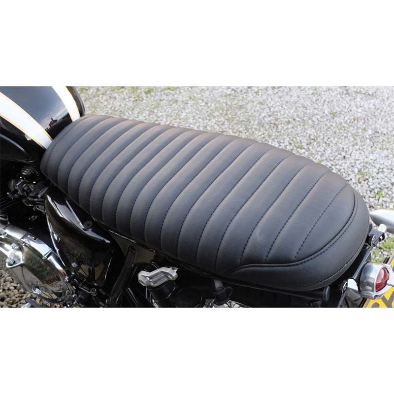 Selle fine noire moto The Krait Motone Custom pour Triumph Bonneville. Blackpines.fr