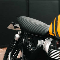 Selle moto Motone Viper MkII pour Triumph. Blackpines.fr