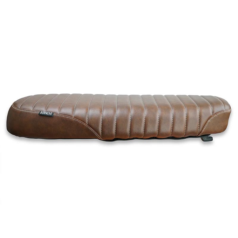 Selle scrambler Classic marron pour Royal Enfield Bonvent Motorbikes. Blackpines.fr
