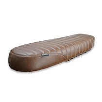 Selle scrambler Classic marron pour Royal Enfield Bonvent Motorbikes. Blackpines.fr