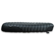 Selle scrambler Classic noire pour Royal Enfield Bonvent Motorbikes. Blackpines.fr