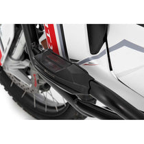 pads noirs pour crash bars Wunderlich. Blackpines.fr