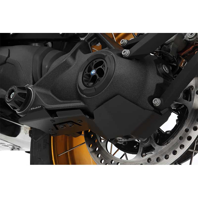 Plaque de protection Wunderlich pour cardan BMW R1300GS. Blackpines.fr