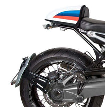 Support de plaque argent Side Classic Barracuda pour BMW R nineT. Blackpines.fr