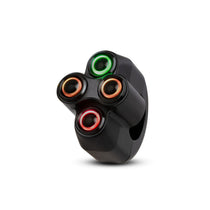 Commodo noir a LED verte, jaune et rouge avec 4 boutons noirs de la marque Rebelmoto. Blackpines.fr