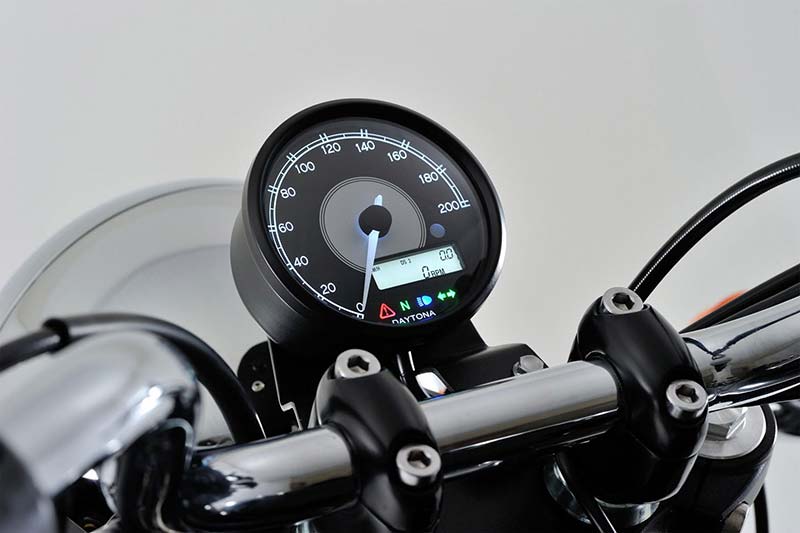 Compteur moto Daytona VELONA80 200 kmh. Blackpines.fr