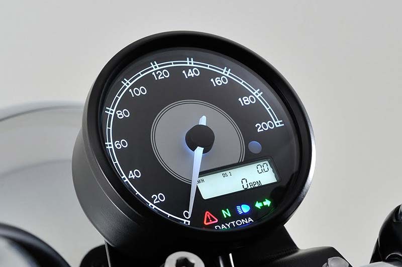 Compteur moto Daytona VELONA80 200 kmh. Blackpines.fr