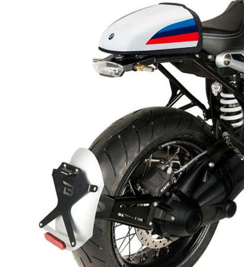 Support de plaque argent Side Classic Barracuda pour BMW R nineT. Blackpines.fr
