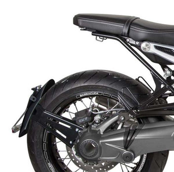 Support de plaque noir Side Classic Barracuda pour BMW R nineT. Blackpines.fr