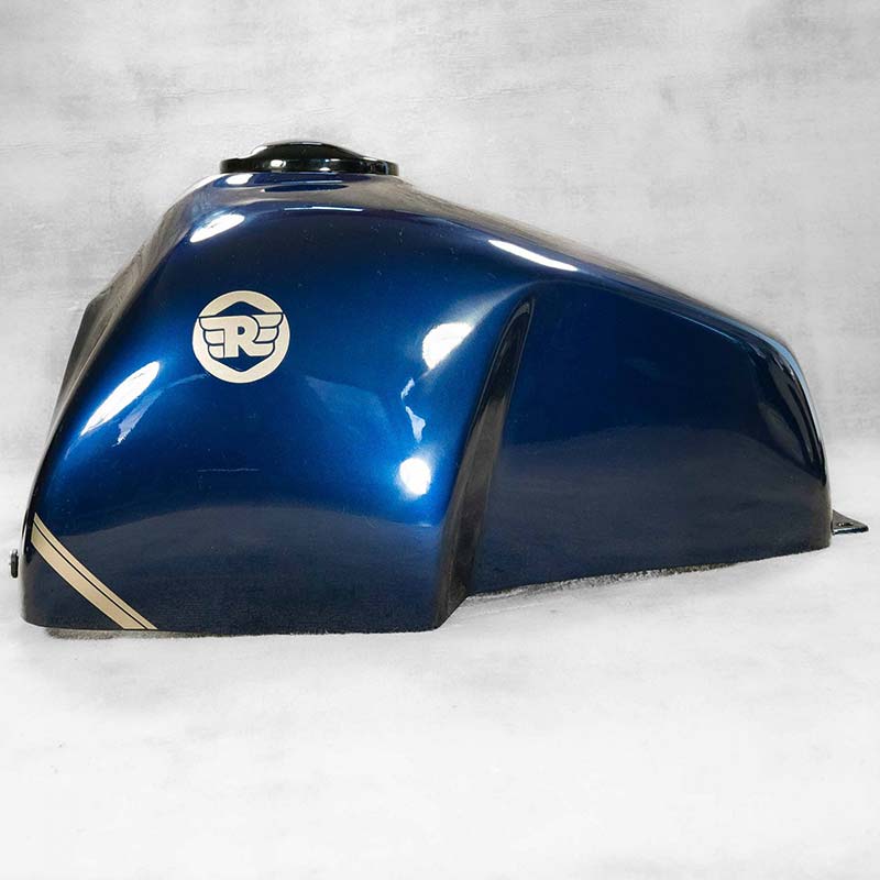 Cache reservoir moto bleu nuit pour Interceptor. Blackpines.fr