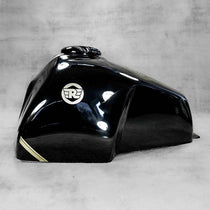 Cache reservoir moto noir pour Interceptor. Blackpines.fr
