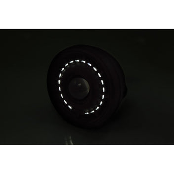 Phare LED moto Cyclope. Blackpines.fr