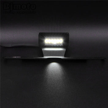 Support de plaque avec éclairage Led-blackpines.fr
