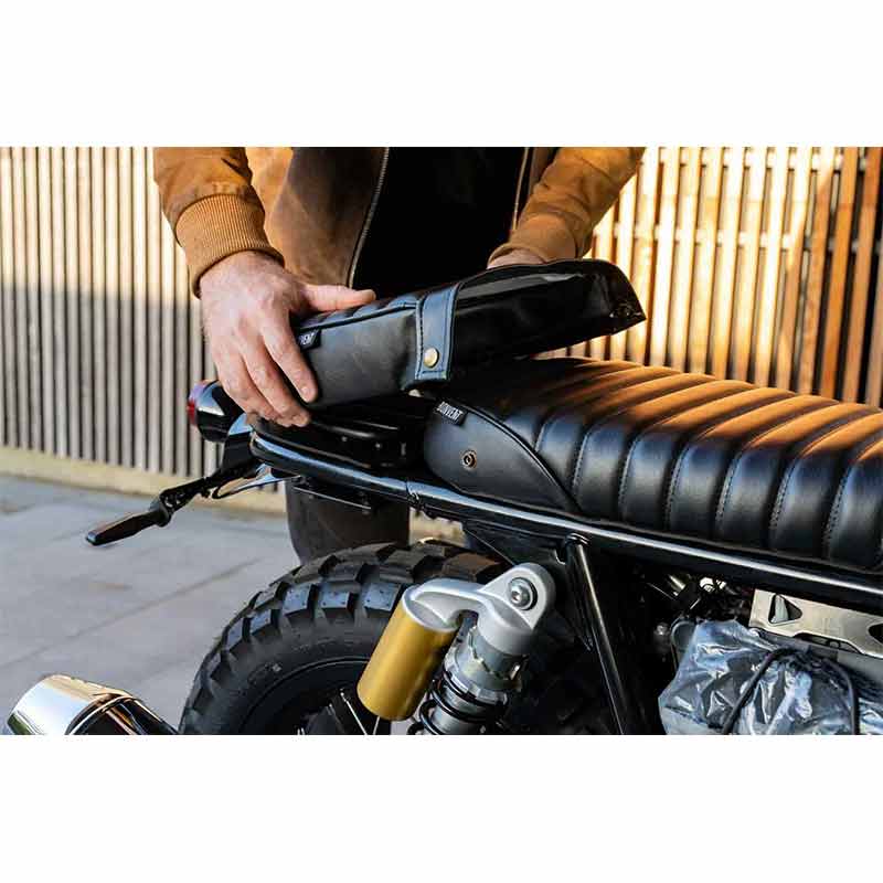 Selle modulable du kit Super Scrambler Bonvent pour Interceptor. Blackpines.fr