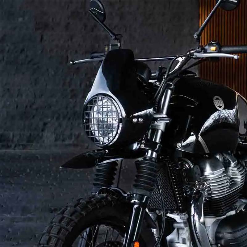 Tete de fourche noire scrambler vintage Bonvent Motorbikes. Blackpines.fr